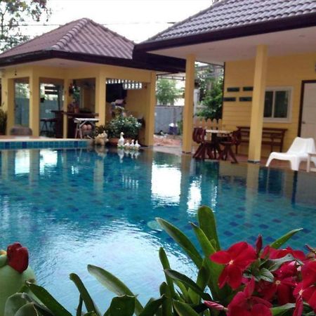Pius Place Pattaya Eksteriør billede